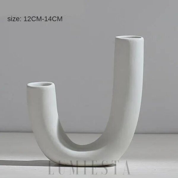 Nowoczesny biały wazon ceramiczny w kształcie figury 12-14 cm