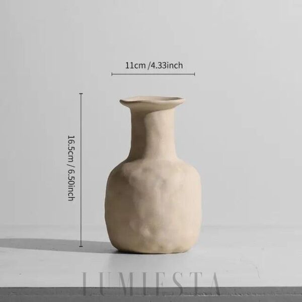 Stylowe wazy ceramiczne w unikalnych kształtach do dekoracji