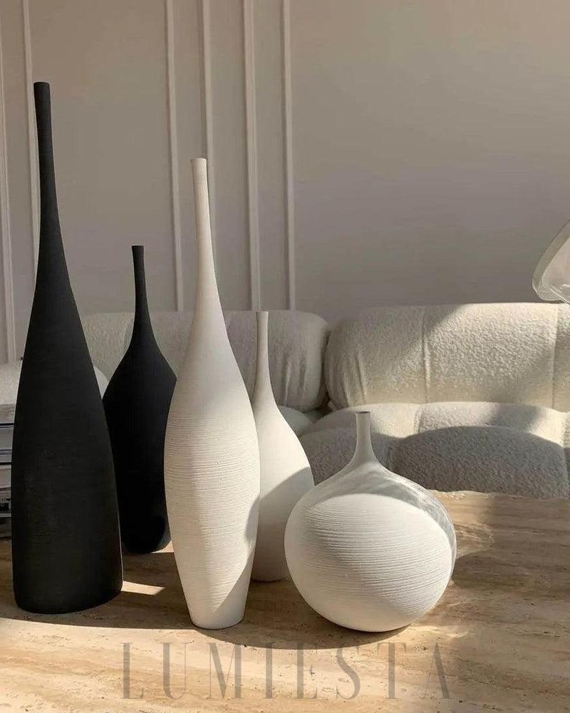 Stylowe wazony ceramiczne w eleganckich kształtach dekoracja wnętrz