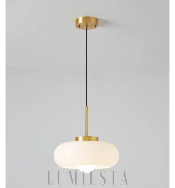 Lampa wisząca w stylu nowoczesnym z mlecznym kloszem 28cm