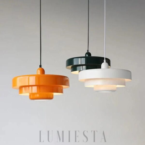 Wisząca lampa w stylu retro z okrągłymi detalami
