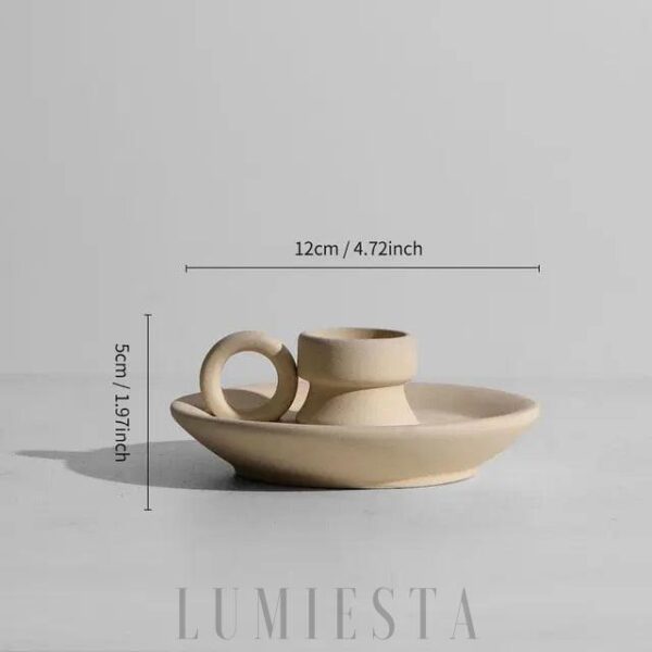 Stylowe wazy ceramiczne w unikalnych kształtach do dekoracji