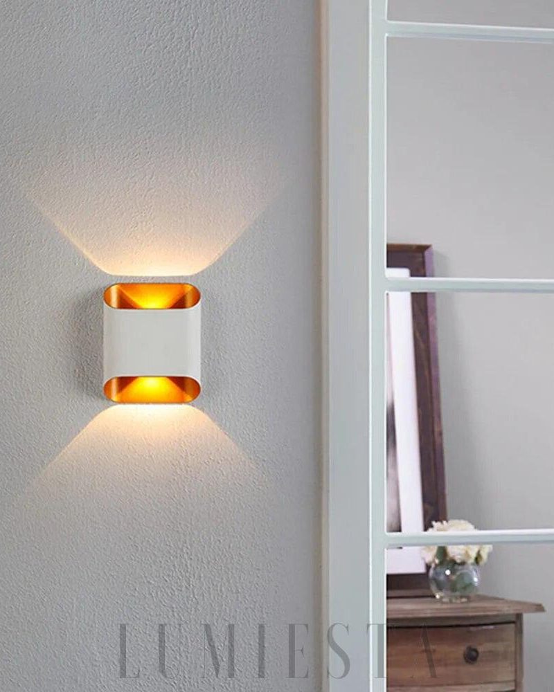 Lampa ścienna LED w nowoczesnym stylu złoto czarna 12cm