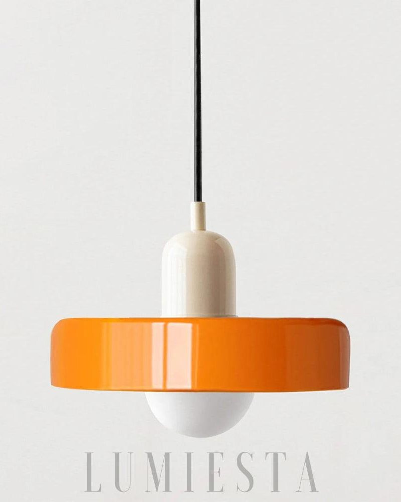Kolorowa lampa wisząca w stylu retro z okrągłym kloszem