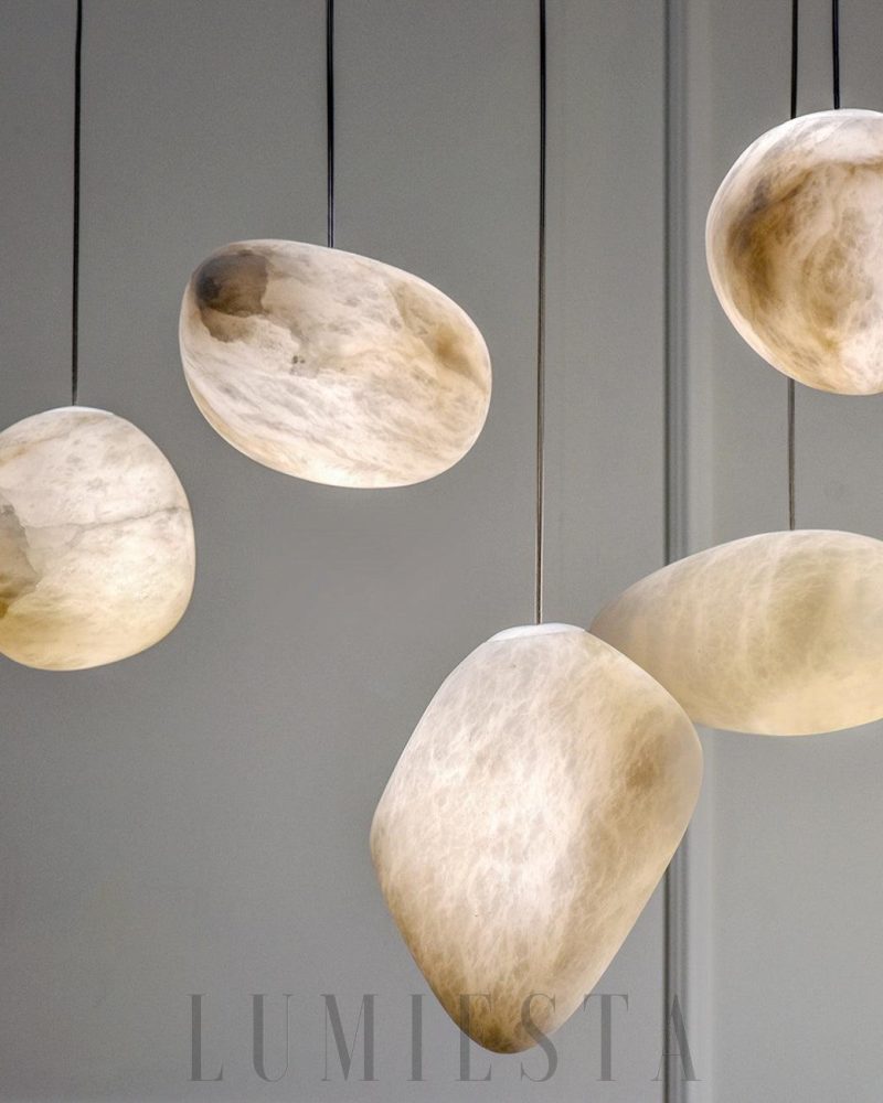 Roti - lampa wisząca w organicznym kształcie alabastru