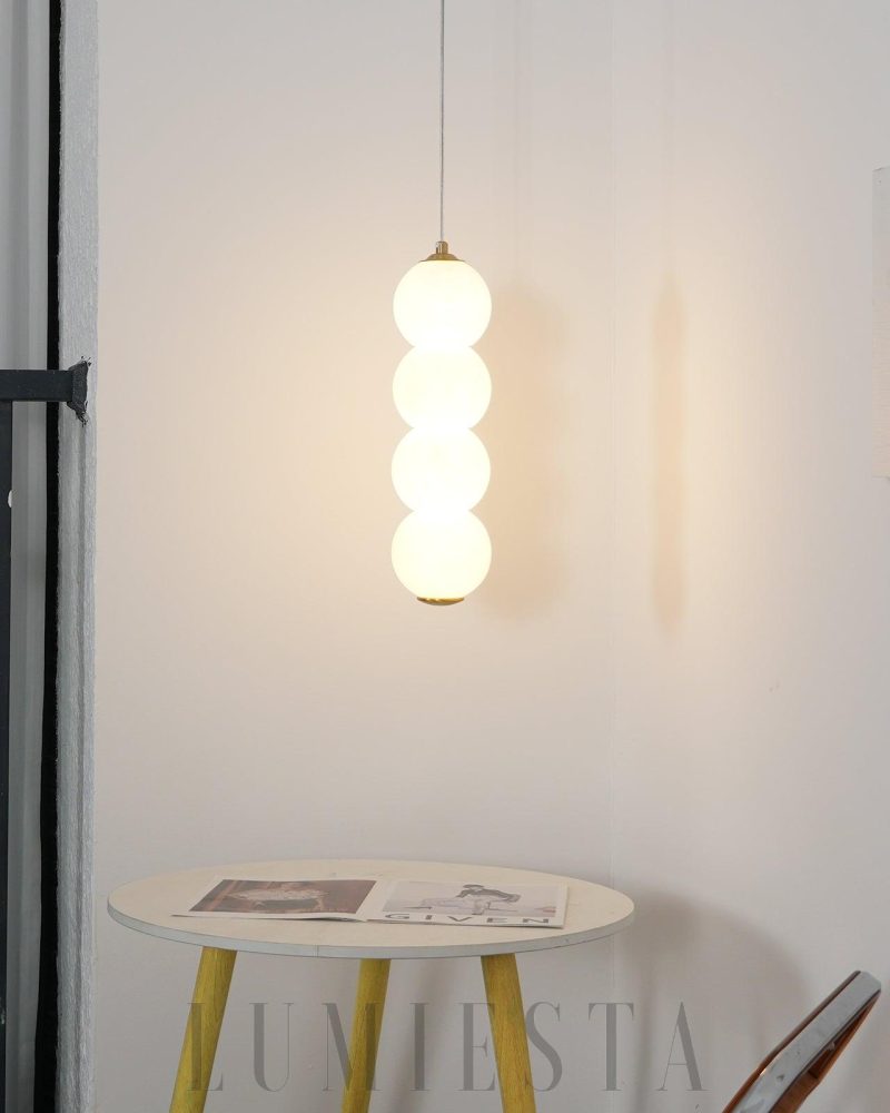 Lekler - lampa wisząca w stylu nowoczesnym z alabastrem