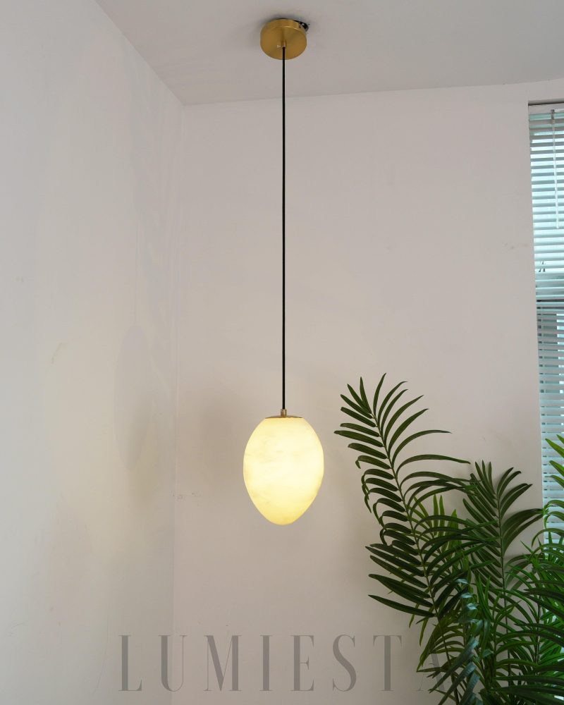 Roti - lampa wisząca w organicznym kształcie alabastru