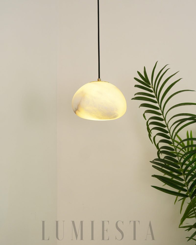 Roti - lampa wisząca w organicznym kształcie alabastru