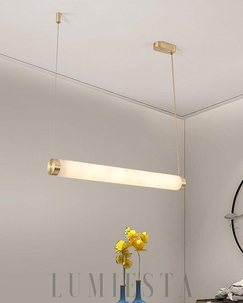Lampa wisząca Strip Alabaster w eleganckim stylu marmurowym