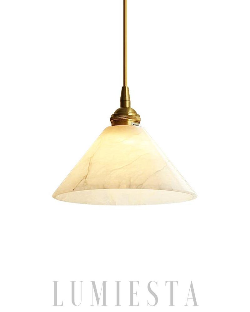 Lampa wisząca stożkowa z alabastru w kolorze mosiądzu 18cm