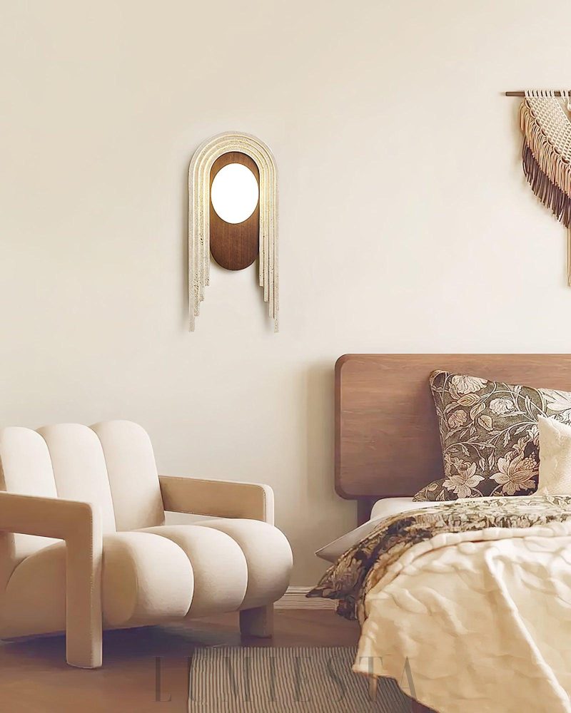 Beżowa lampa ścienna Travertine Vima z ciepłym światłem 40cm