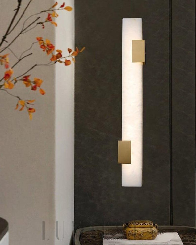 Luksusowa prostokątna lampa alabastrowa na ścianę biała