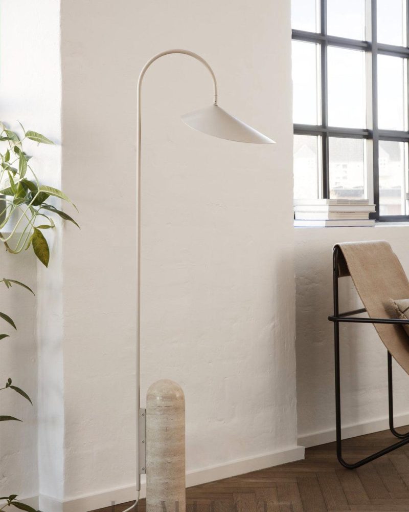 Lampa podłogowa Arum Duckbill w nowoczesnym stylu czarnym i beżowym