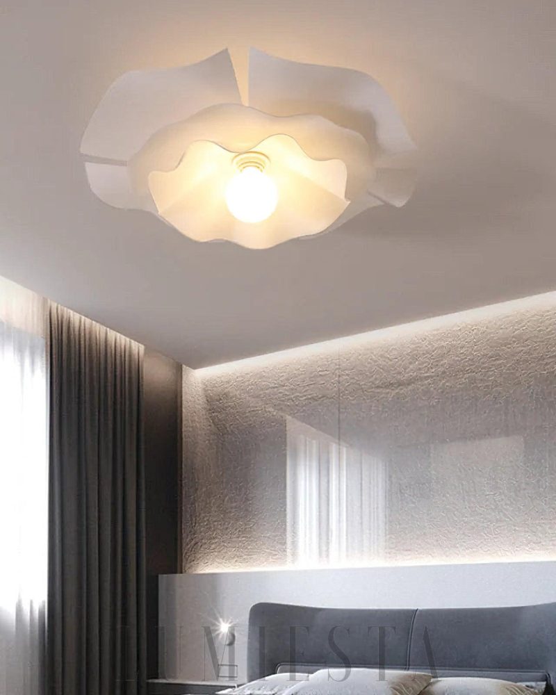 Lampa sufitowa Nightbloom w kształcie kwiatu w kolorze białym