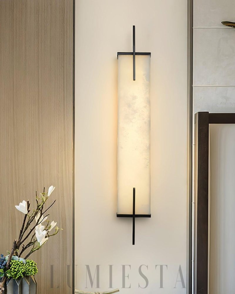 Lampa ścienna Calliope z alabastru w stylu nowoczesnym