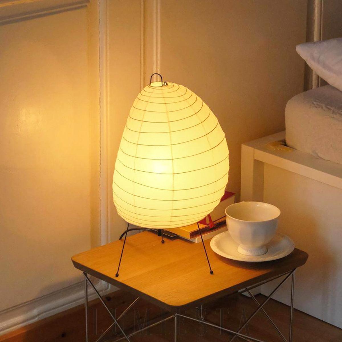 Lampa stołowa Akari 1N w stylu Art Deco biały kolor 26cm