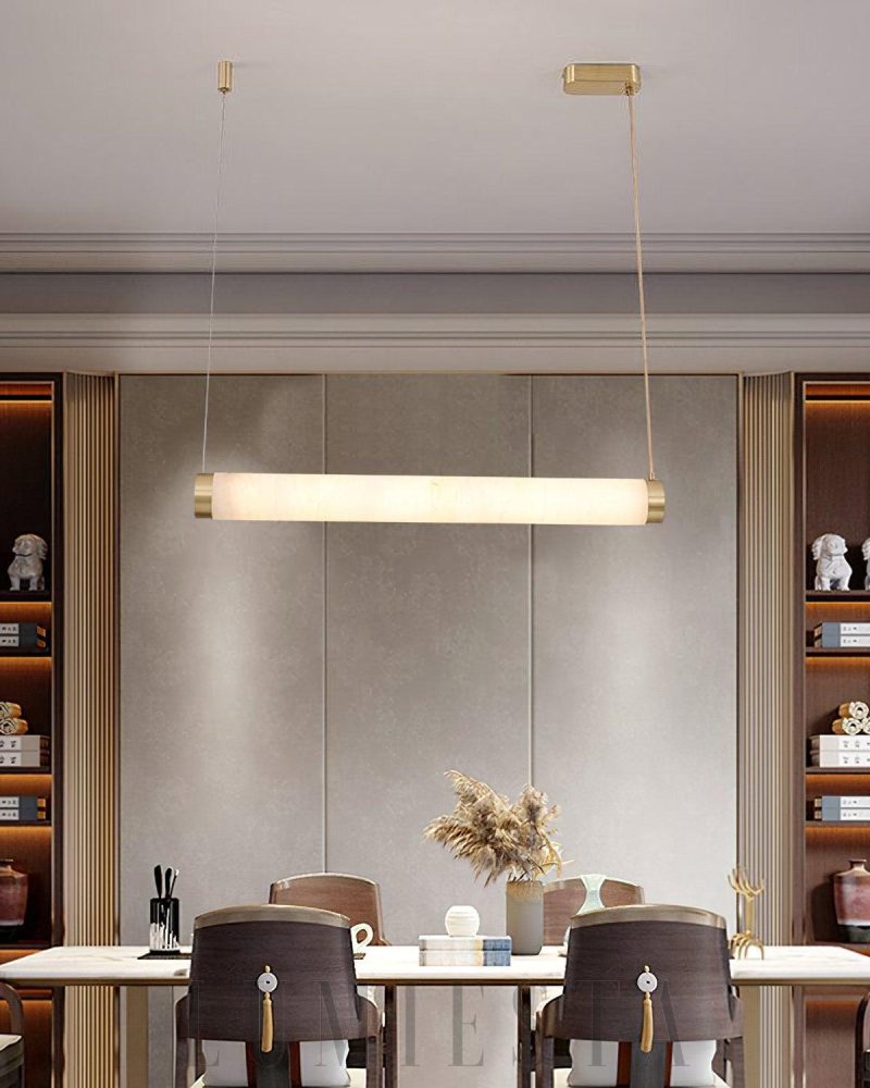 Lampa wisząca Strip Alabaster w eleganckim stylu marmurowym