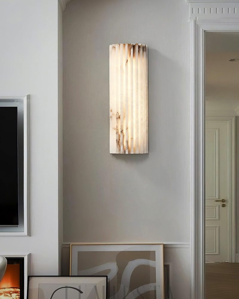 Lampa ścienna Alabaster Alvia w stylu nowoczesnym biała