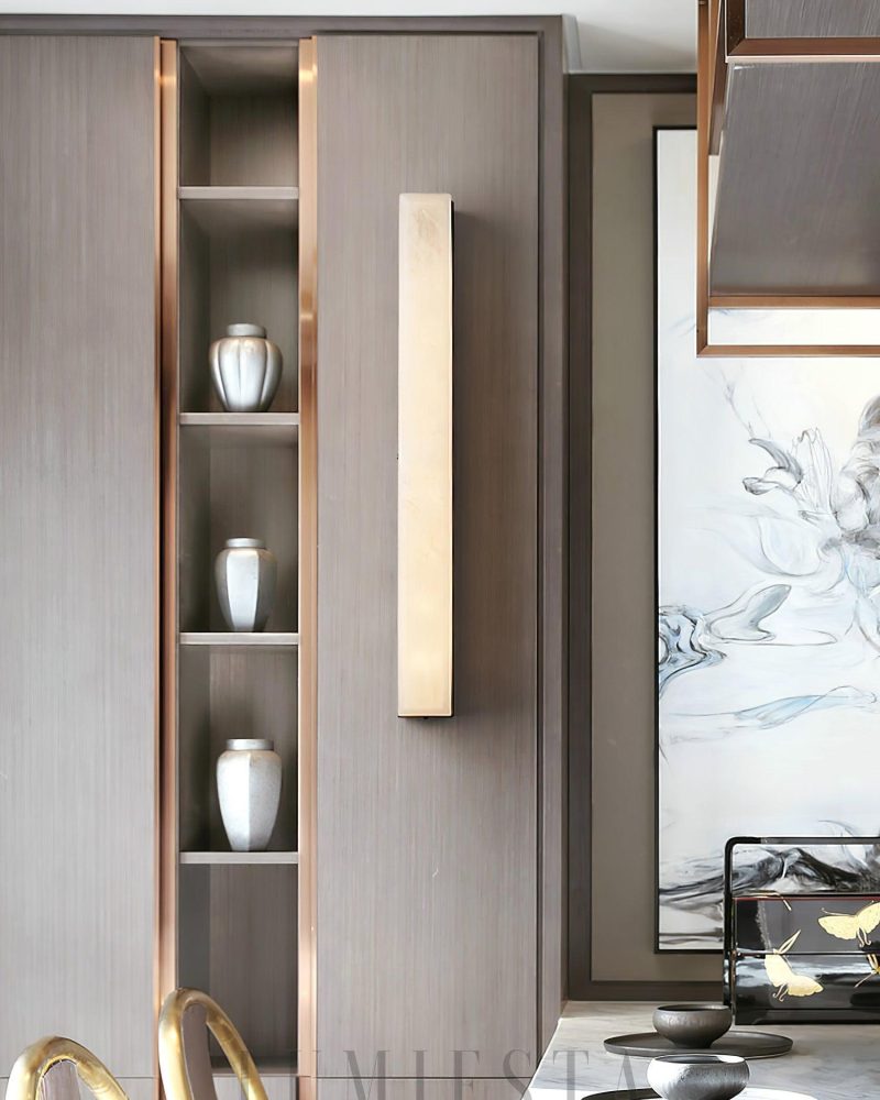 Lampa Ścienna Alabaster Emerson Mosiądz w Nowoczesnym Stylu