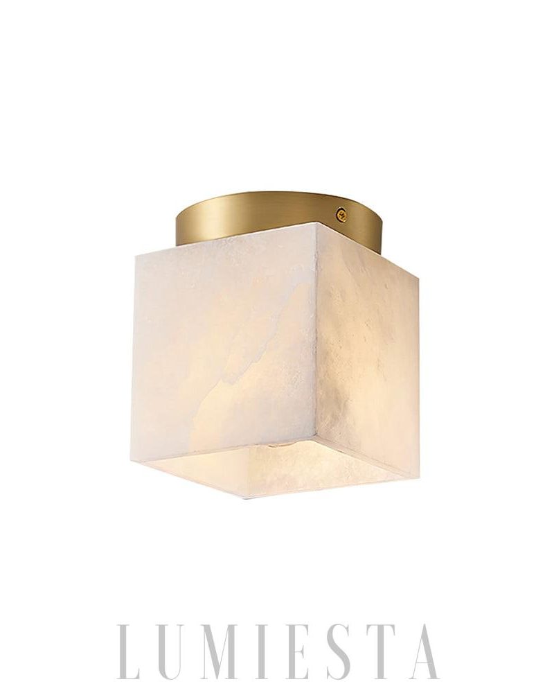 Lampa sufitowa kwadratowa Alabaster Budnick w mosiądzu i bieli