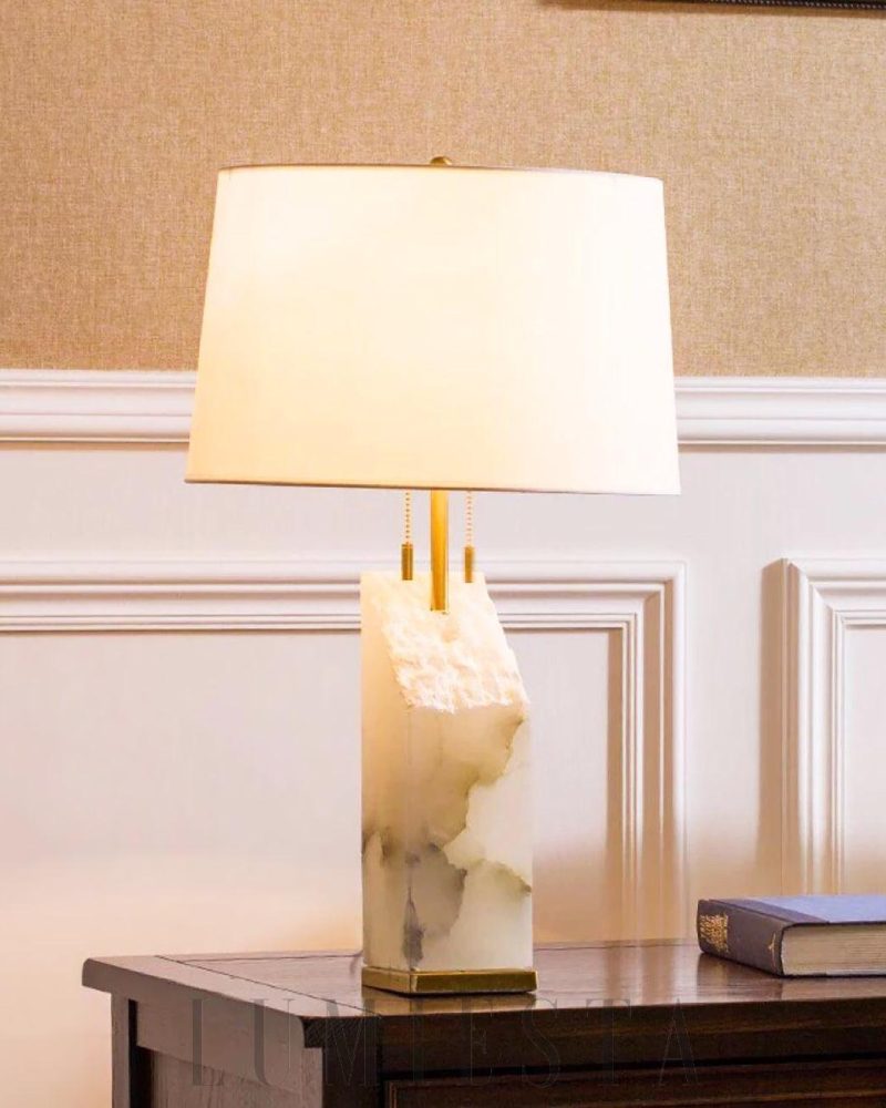 Lampa stołowa Alabaster w stylu nowoczesnym biało złota 35cm