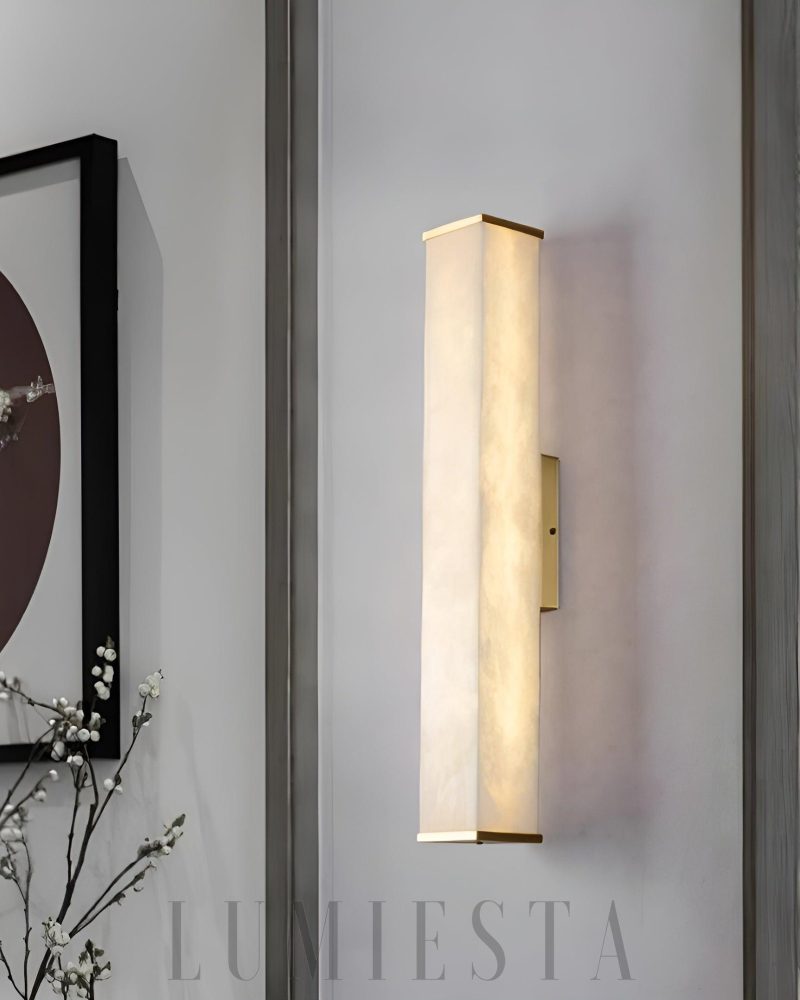 Lampa ścienna Cuboid Alabaster w stylu nowoczesnym Mosiądz