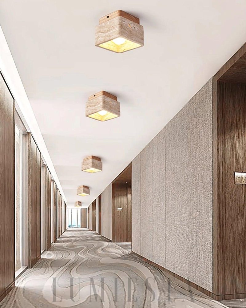 Lampa sufitowa Cube Terra z trawertynu w minimalistycznym stylu