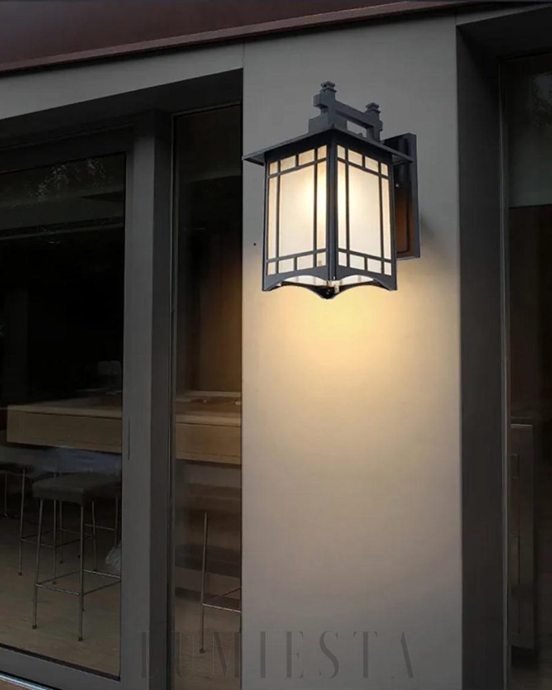 Lampa ścienna zewnętrzna Pavilion w kształcie domu czarna brązowa