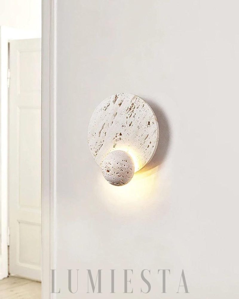 Lampa ścienna okrągła z trawertynu w stylu boho 22cm
