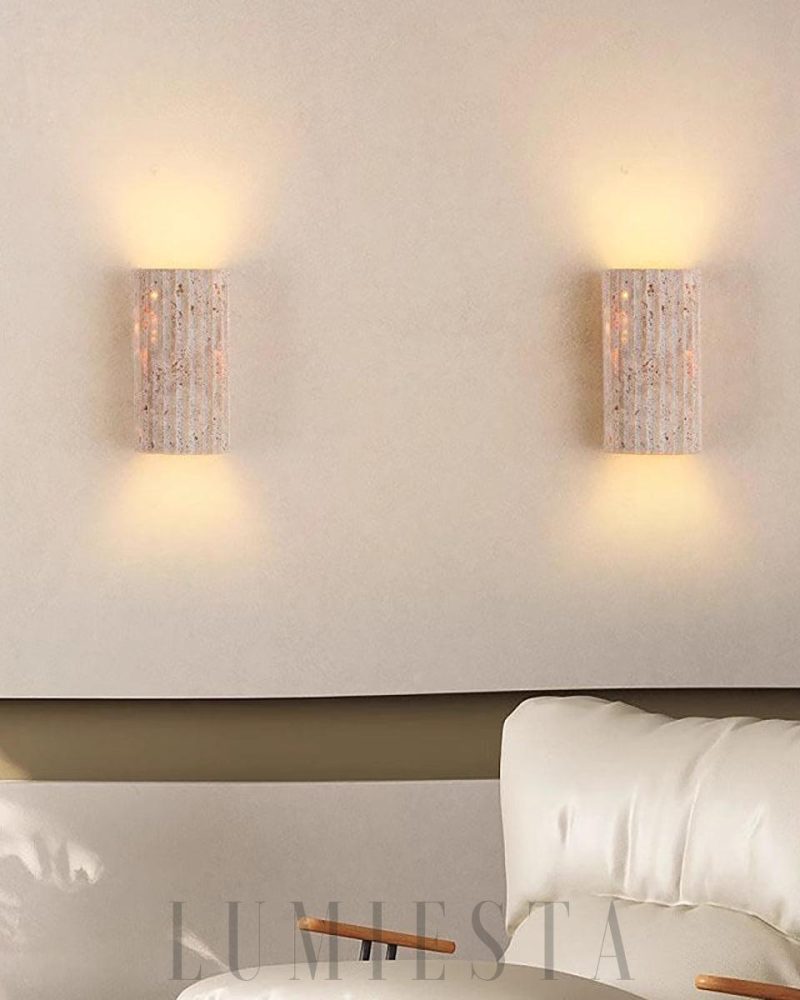 Lampa Ścienna Beżowa w Kształcie Półcylindra z Travertynu