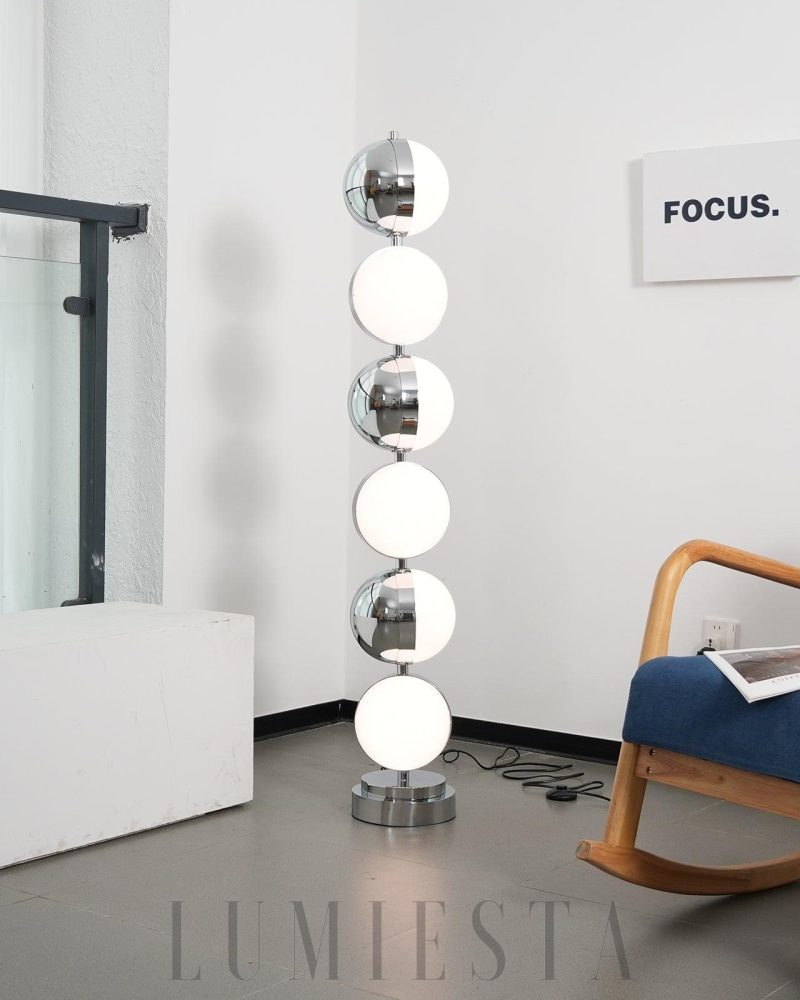 Lampka podłogowa Vloer z chromowanym wykończeniem 146cm