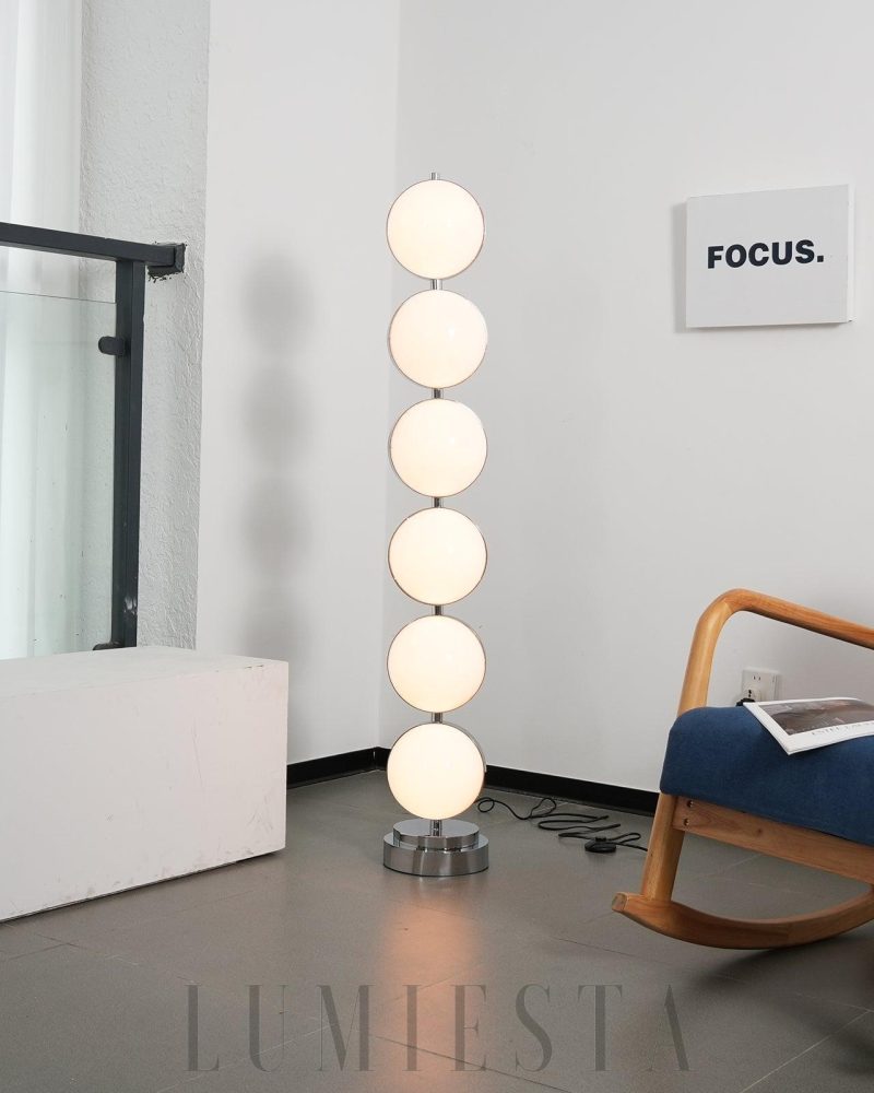 Lampka podłogowa Vloer z chromowanym wykończeniem 146cm