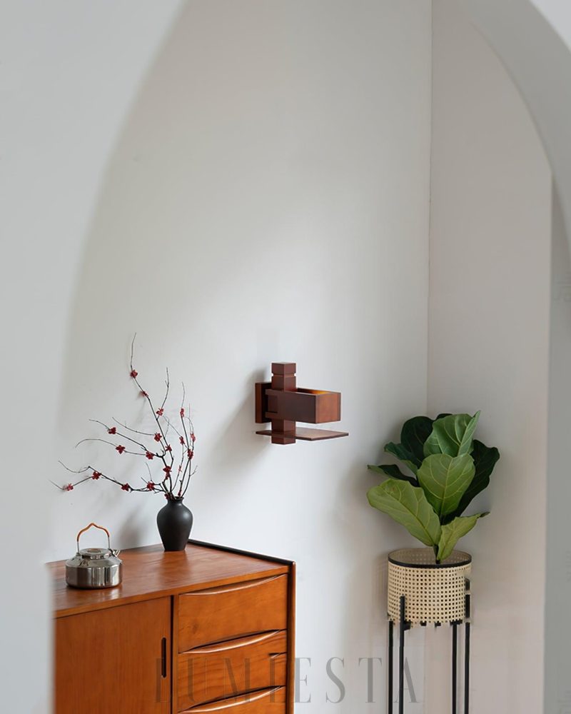 Lampa Ścienna Taliesin Orzechowa Unikalny Styl 25cm 60cm