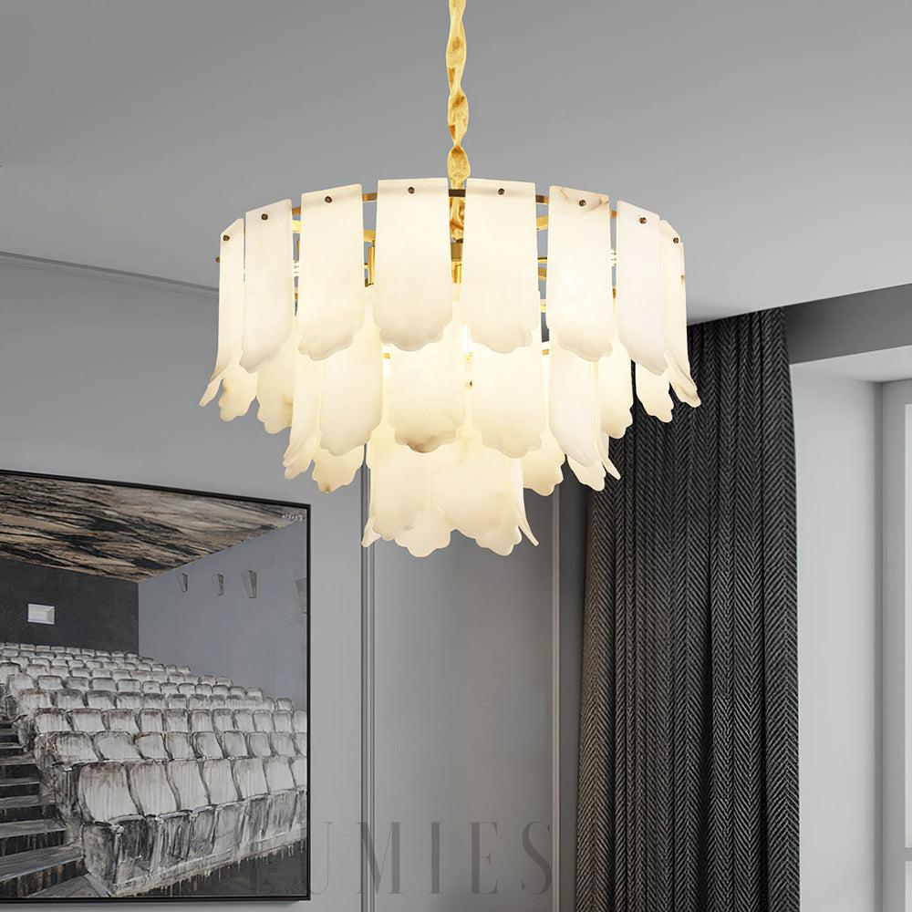 Elegancka lampa wisząca Alabaster Elba w mosiądzu i białym