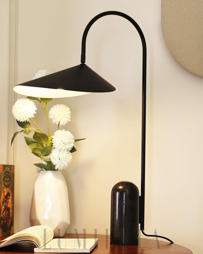 Lampa stołowa Arum Duckbill w stylu nowoczesnym czarna beżowa