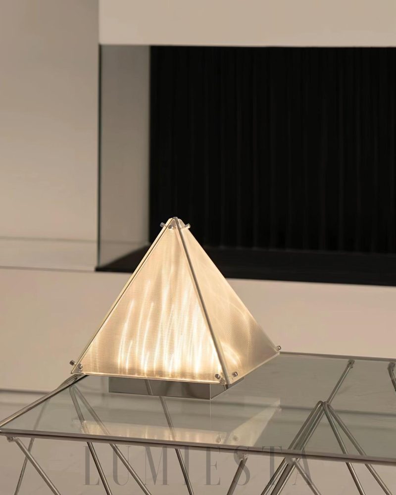 Lampa stołowa Fragment z przeszkloną konstrukcją w chromie