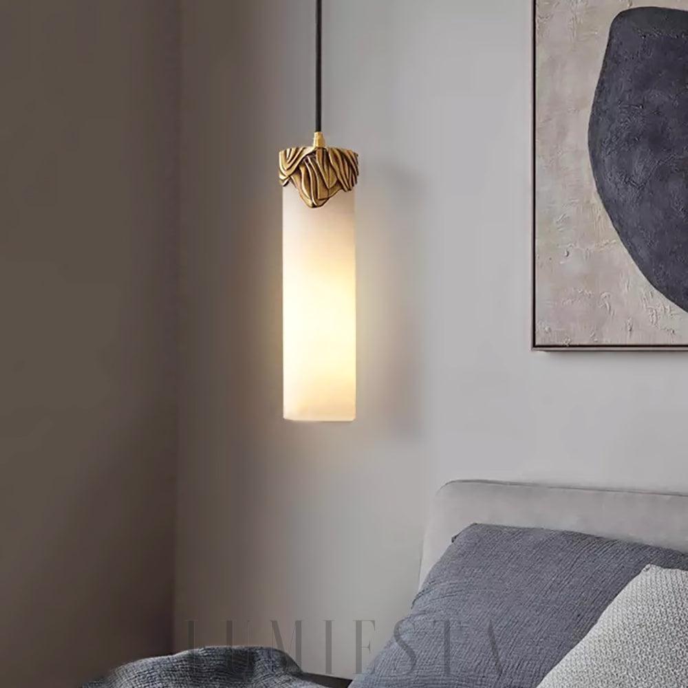 Lampa wisząca cylindryczna Dansani Lyra z alabastru mosiądzu