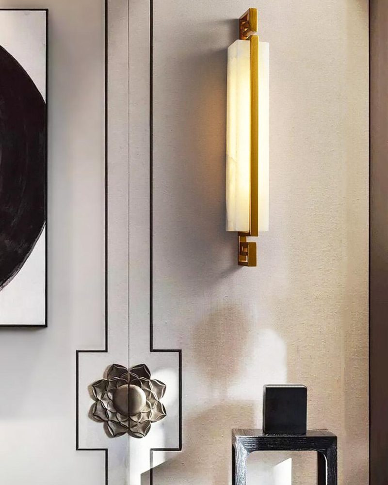 Nowoczesna lampa ścienna alabastrowa w stylu miedzianym