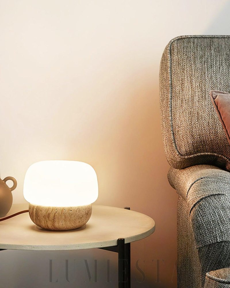 Lampa stołowa Doudou w kształcie okrągłym z travertynu beżowa