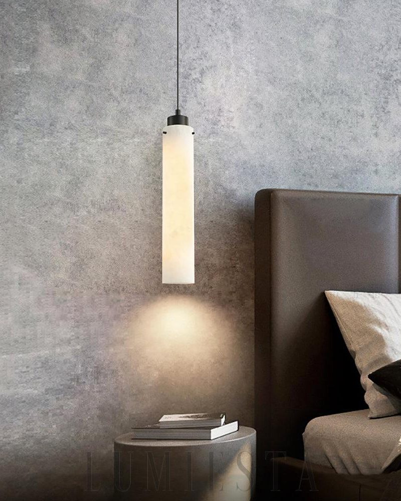 Lampa wisząca cylindryczna alabastrowa w białym kolorze