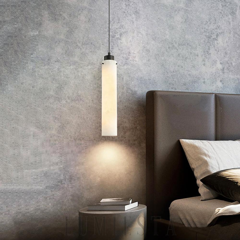 Lampa wisząca cylindryczna alabastrowa w białym kolorze