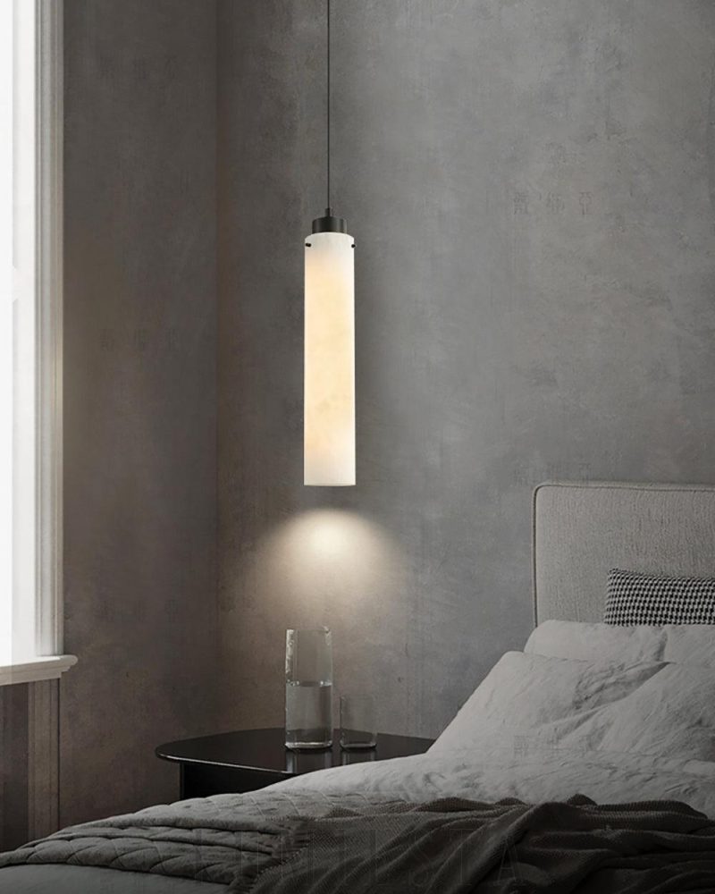 Lampa wisząca cylindryczna alabastrowa w białym kolorze