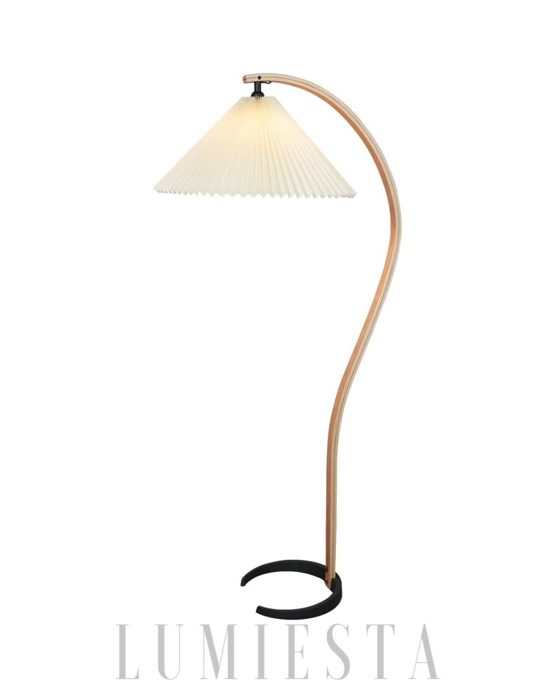 Lampa podłogowa Caprani z drewna w stylu skandynawskim 72cm