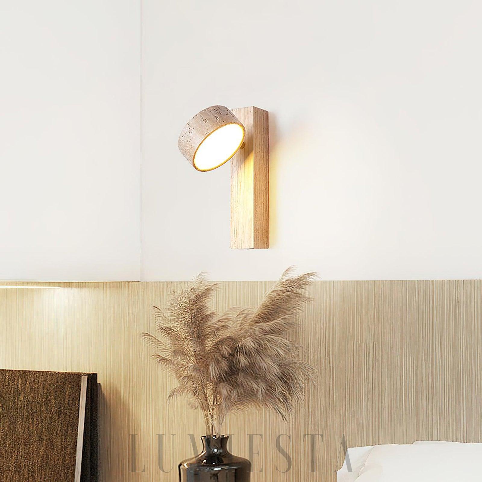 Lampa ścienna Grove Beam z travertynu i drewna 10cm 23cm