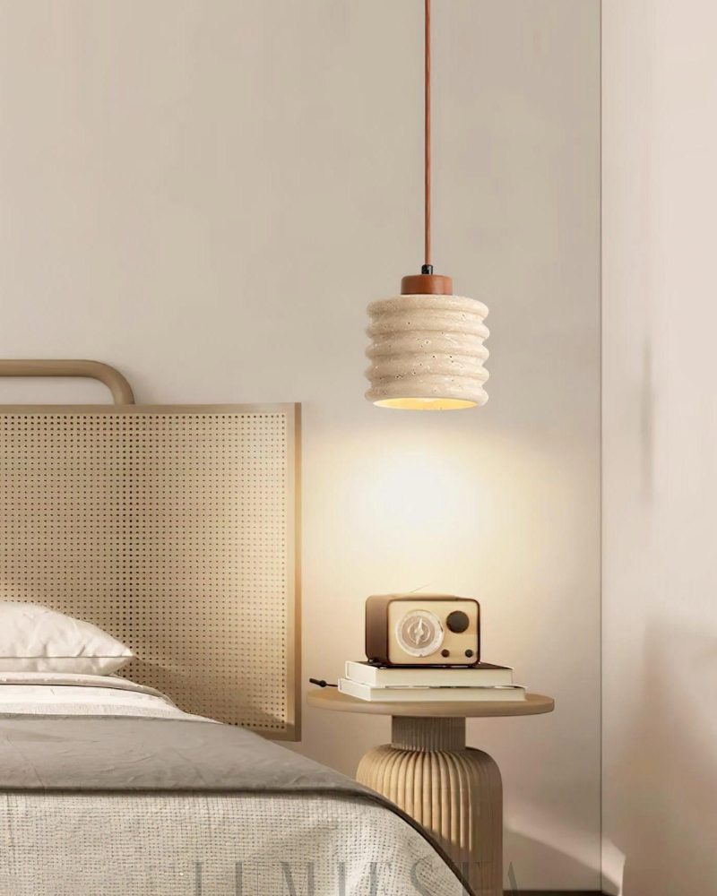 Lampa wisząca Candeeiro Column z travertynu i drewna 12cm