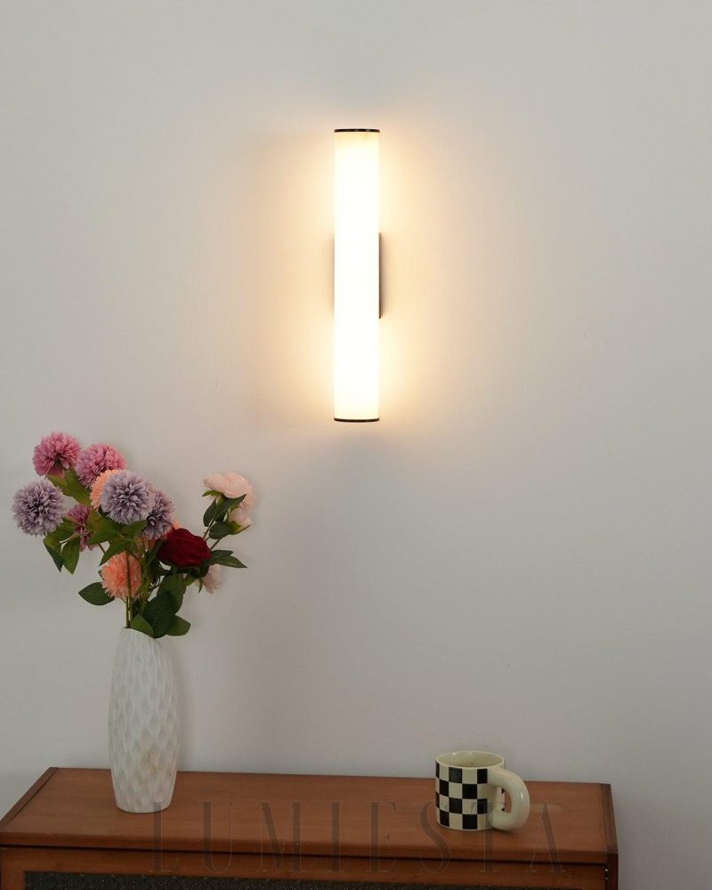 Lampa ścienna cylindryczna Alabaster Callisto w kolorze czarnym i białym