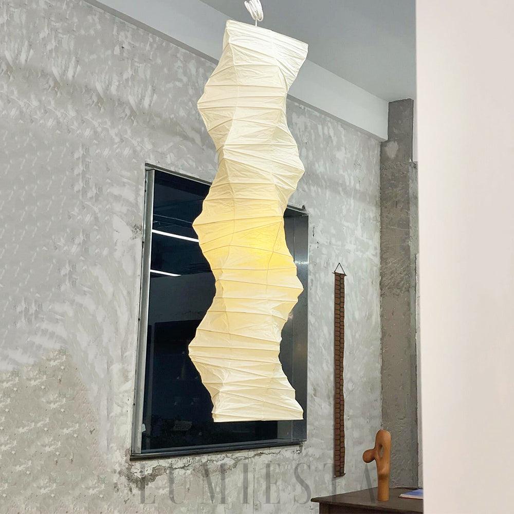 Lampa wisząca Akari 33N w kształcie eleganckiego spirala