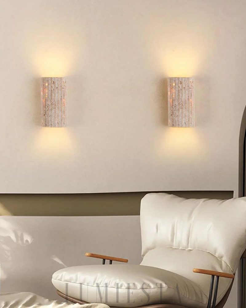 Lampa Ścienna Beżowa w Kształcie Półcylindra z Travertynu