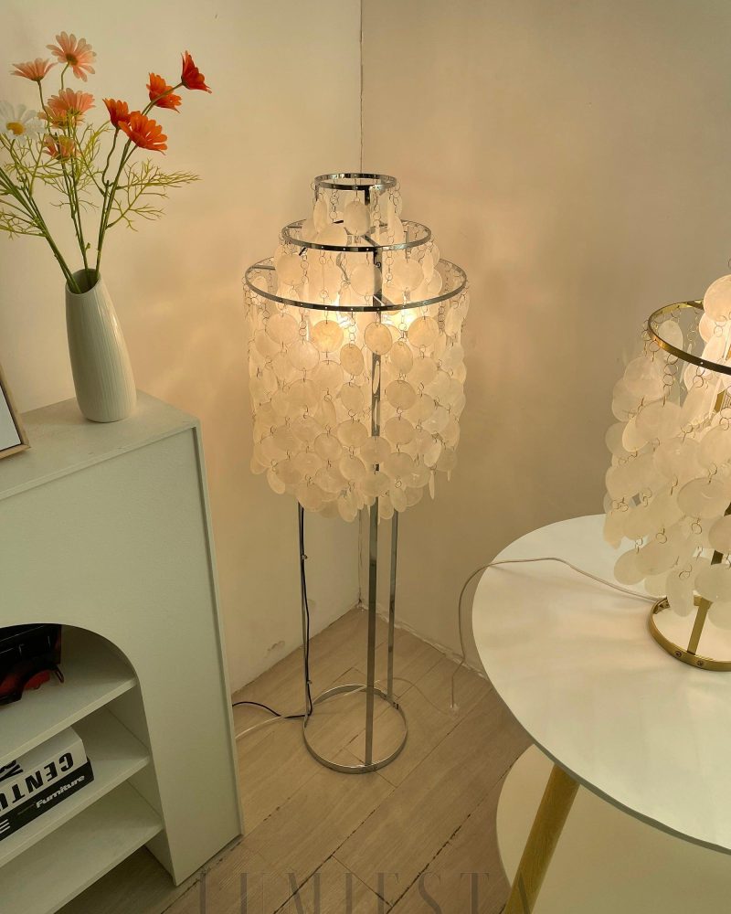 Lampa podłogowa w stylu muszli chrom i złoto 40cm x 120cm