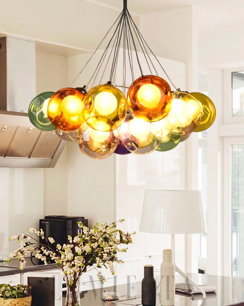 Lampa wisząca z wielokolorowymi kulami nowoczesny żyrandol